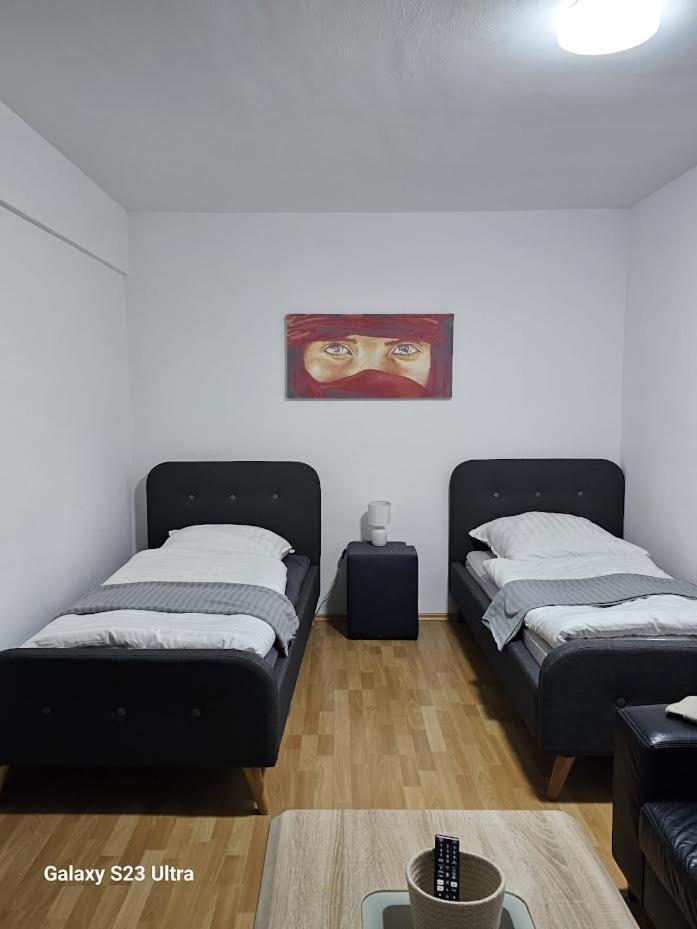 M&L Wohnen 2 Apartment Есен Екстериор снимка