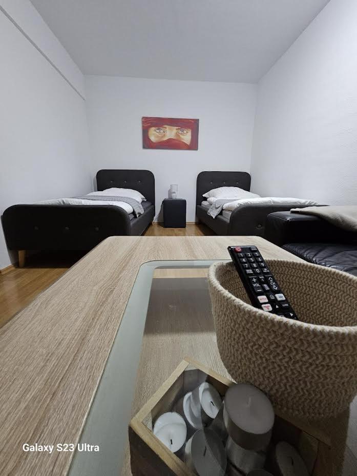 M&L Wohnen 2 Apartment Есен Екстериор снимка