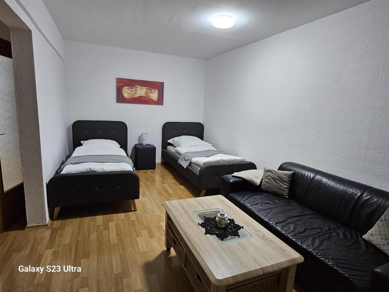 M&L Wohnen 2 Apartment Есен Екстериор снимка